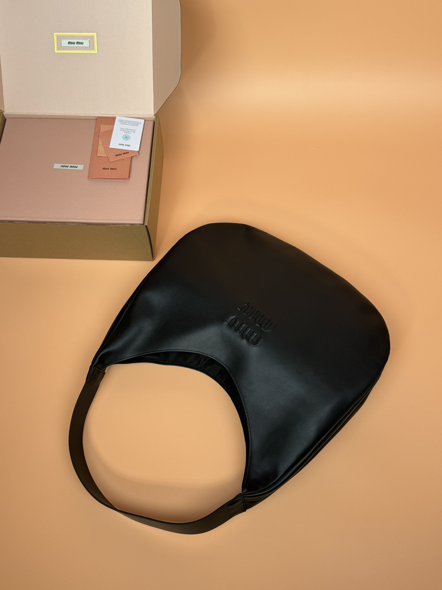TOP Miu Miu Hobo Bag Calfskin 42×42×10cm - Black