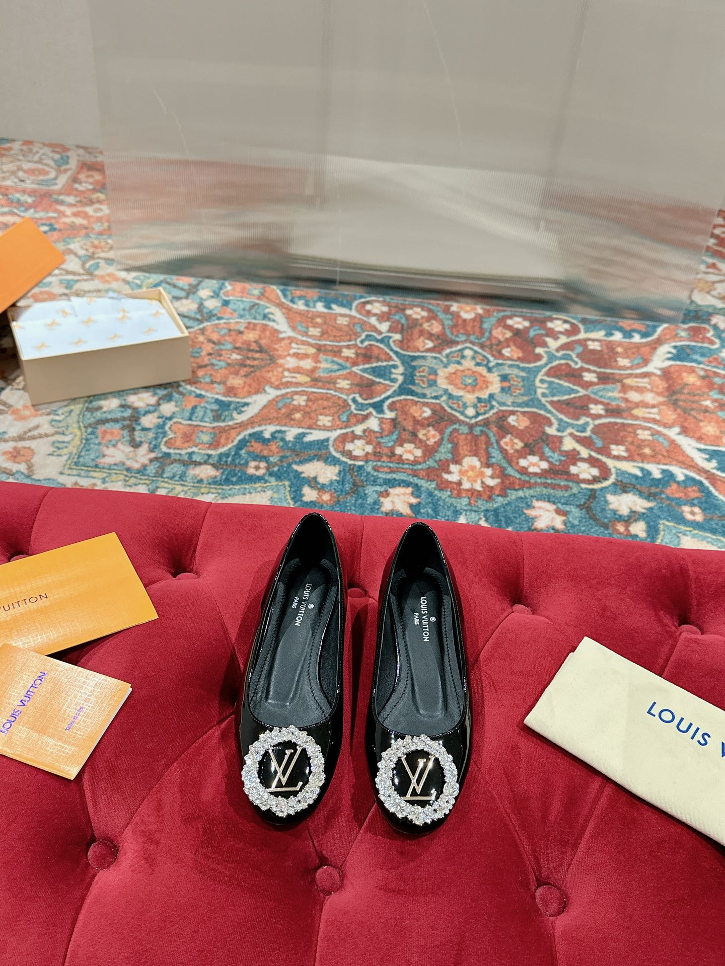TOP Louis Vuitton LV Urban Twist Flats - 5 Colour