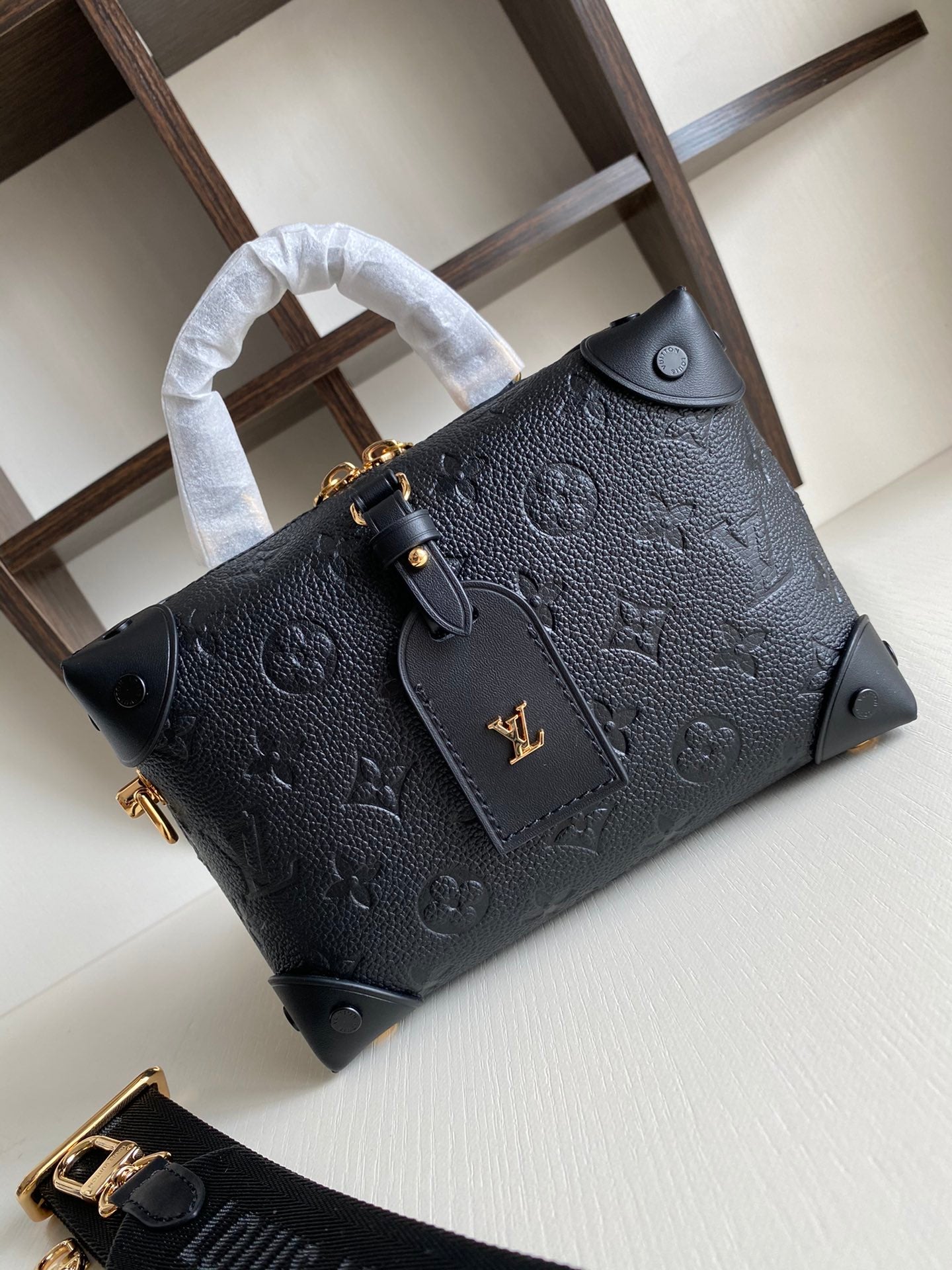 TOP Louis Vuitton LV Petite Malle Souple Empreinte Bag 20 x 14 x 7.5 cm - Black