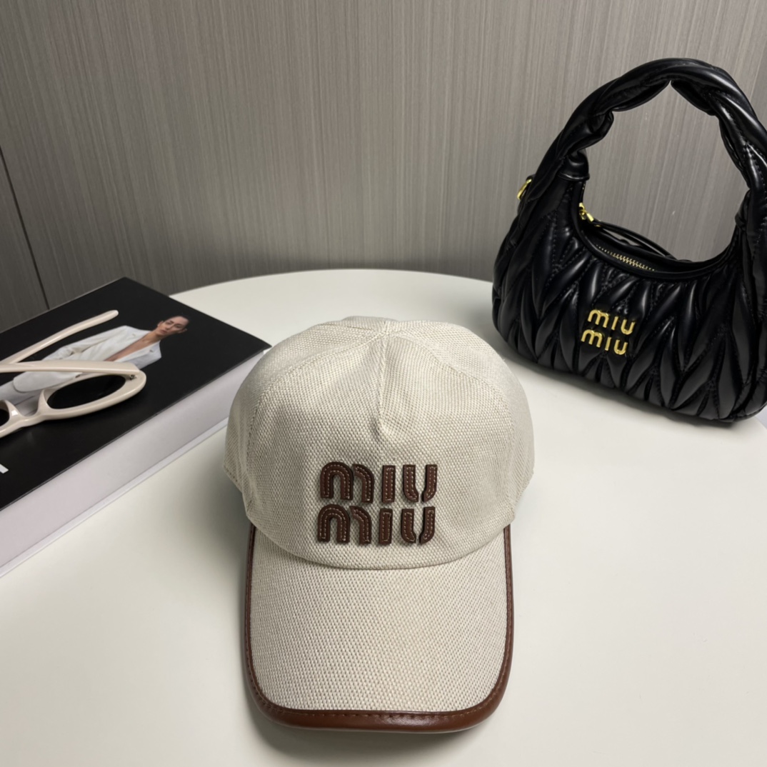 TOP Miu Miu Baseball Cap - Beige