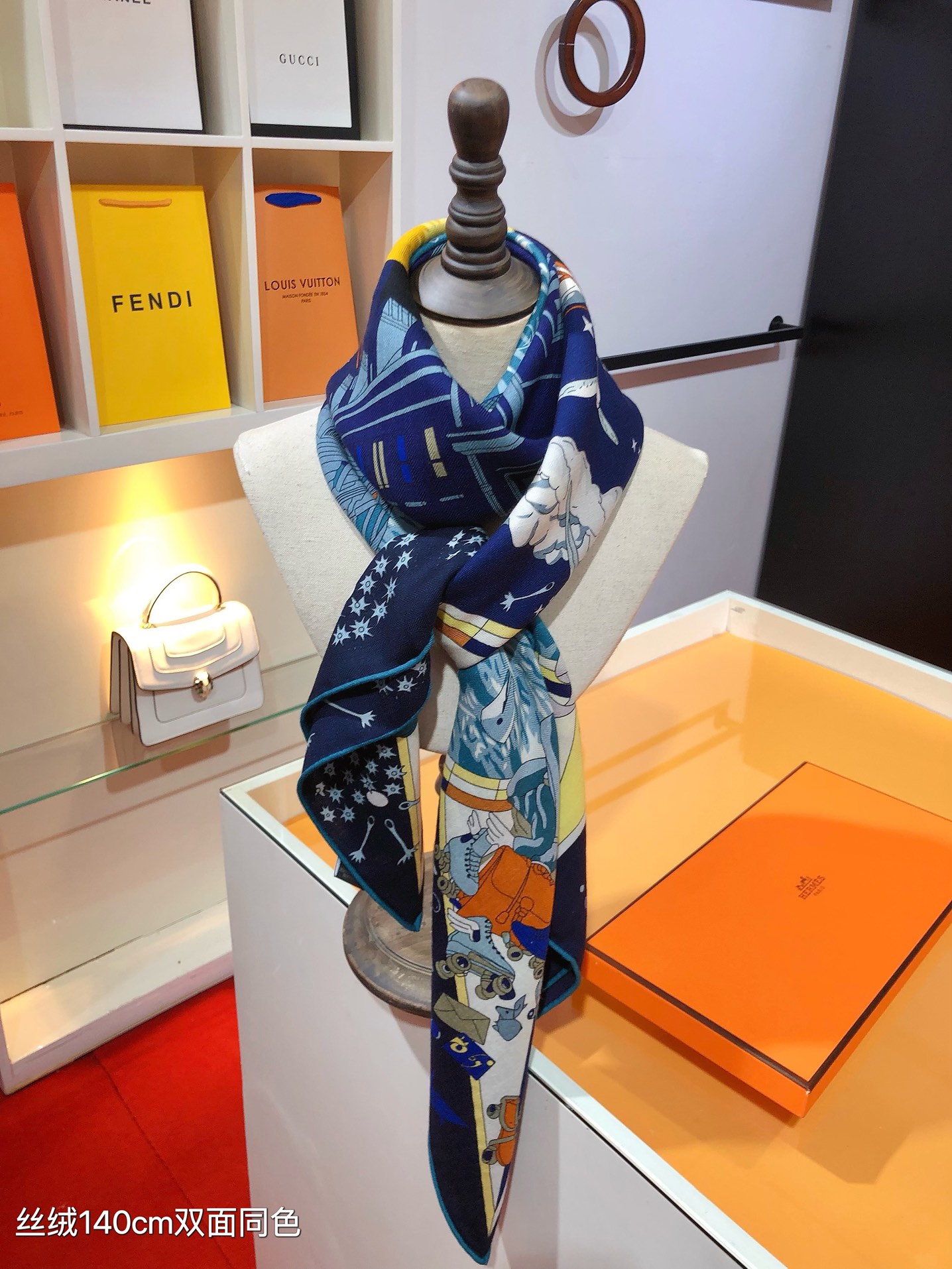 TOP HERMES Square Scarf 140 x 140 cm - 3 Colours