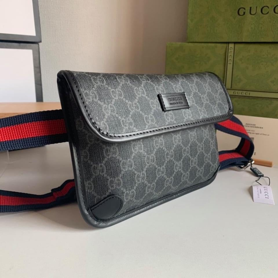 TOP GUCCI G*G Neo Supreme Vintage Belt Bag - Black