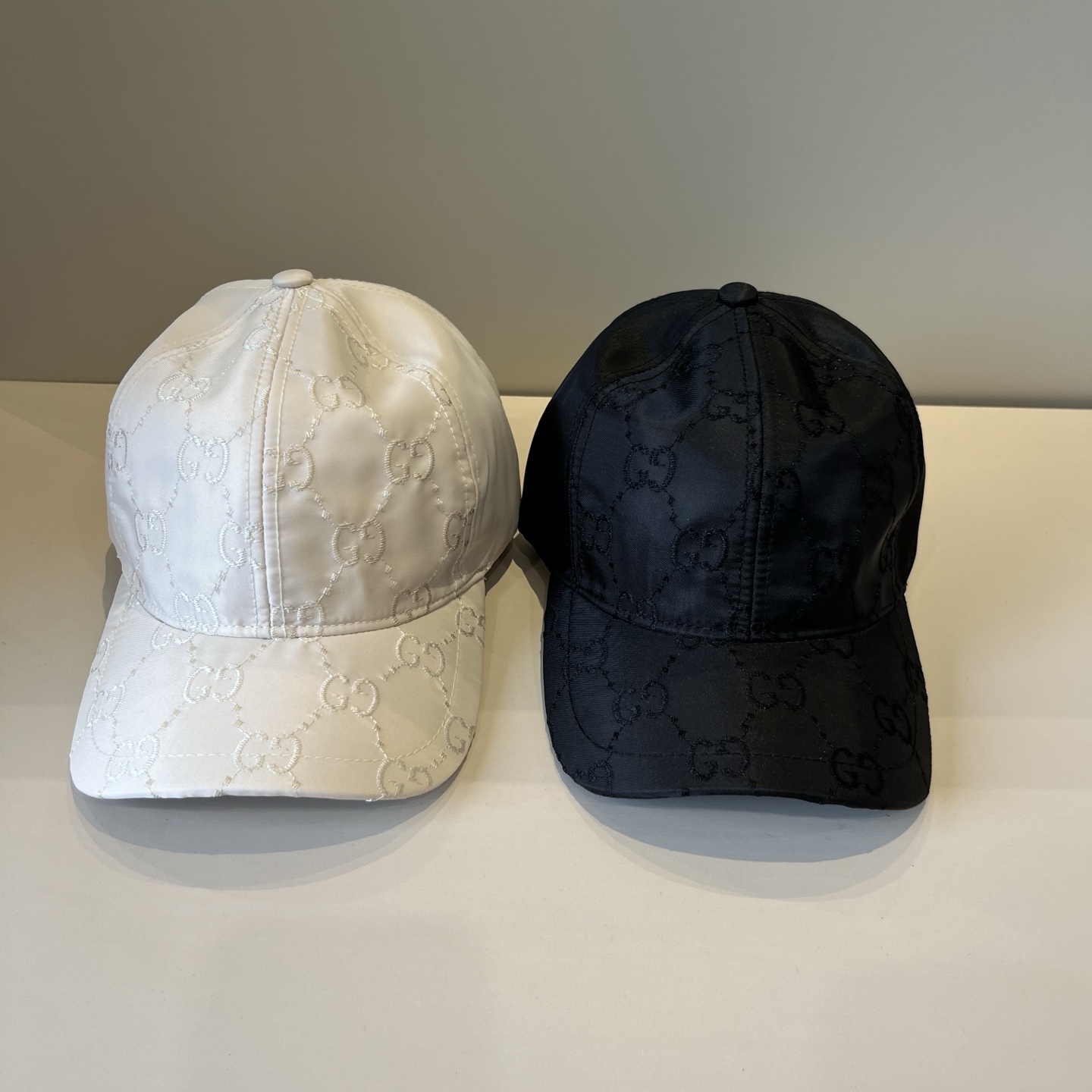 TOP GUCCI Embroidery Baseball Cap - 2 Colour
