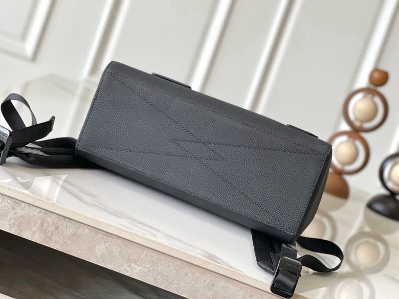 TOP Louis Vuitton LV Fastline Backpack 32x39x12cm - Black