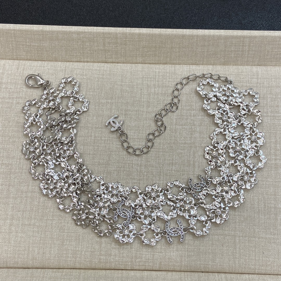 TOP CHANEL  Necklace - 2 Colors