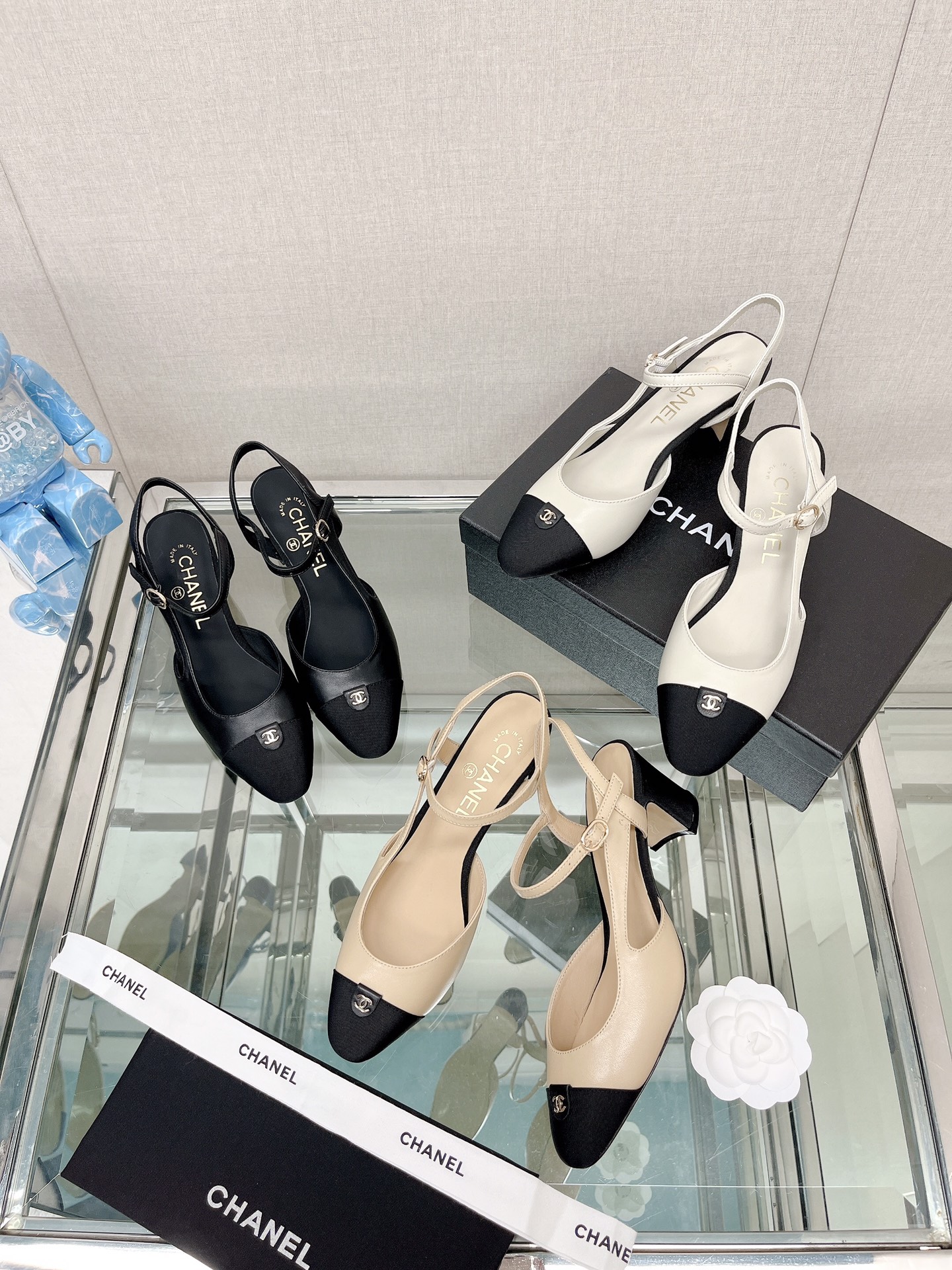 TOP CHANEL Vintage Thick Heels - 3 Color