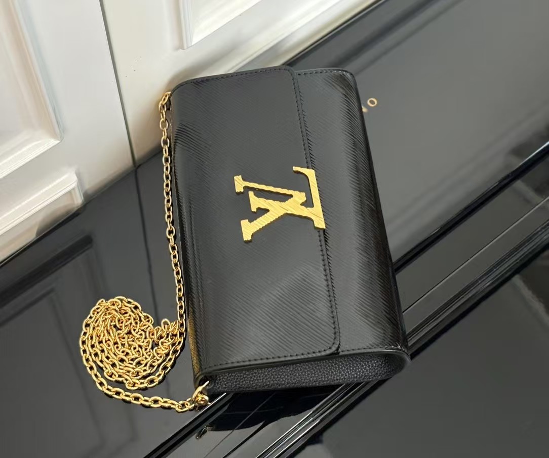 TOP Louis Vuitton LV Pochette Louise Bag 22x14x5cm - Black w GHW