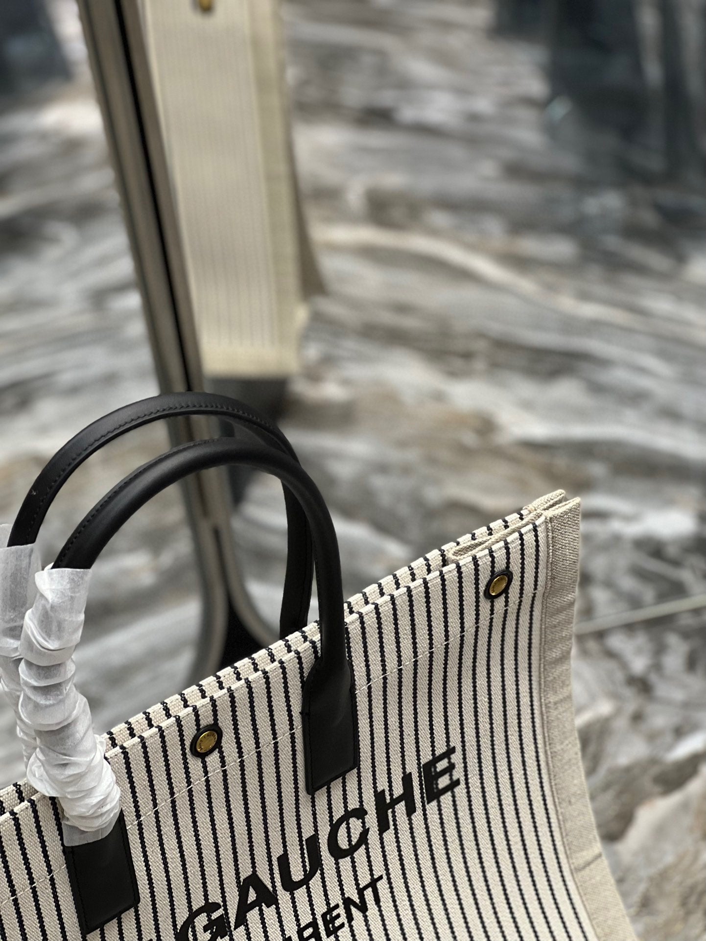 TOP Yves Saint Laurent YSL Rive Gauche Canvas Tote Bag - Tan Black Stripes
