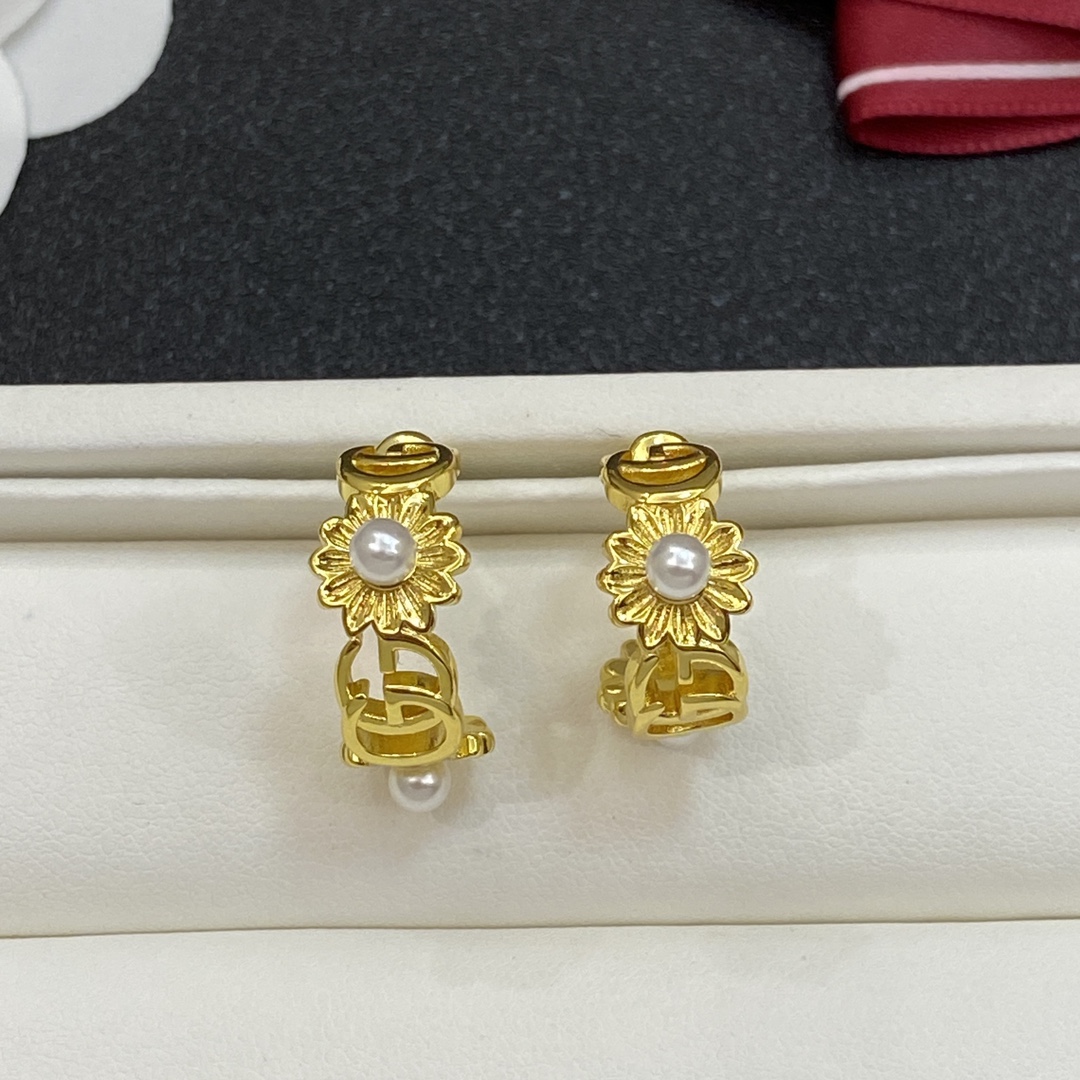 TOP GUCCI Flower Ring - 2 Colour