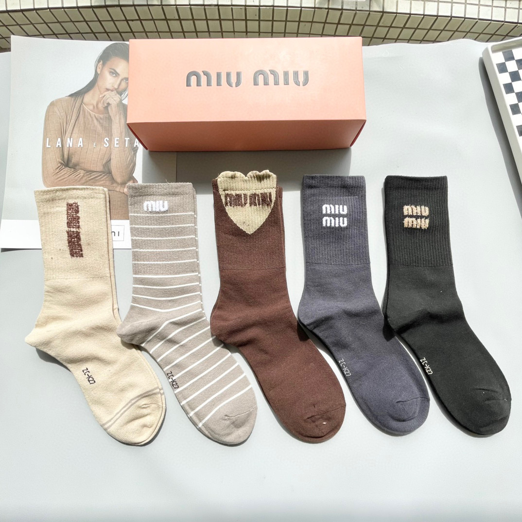 TOP Miu Miu Socks - 5 Pieces as a Set