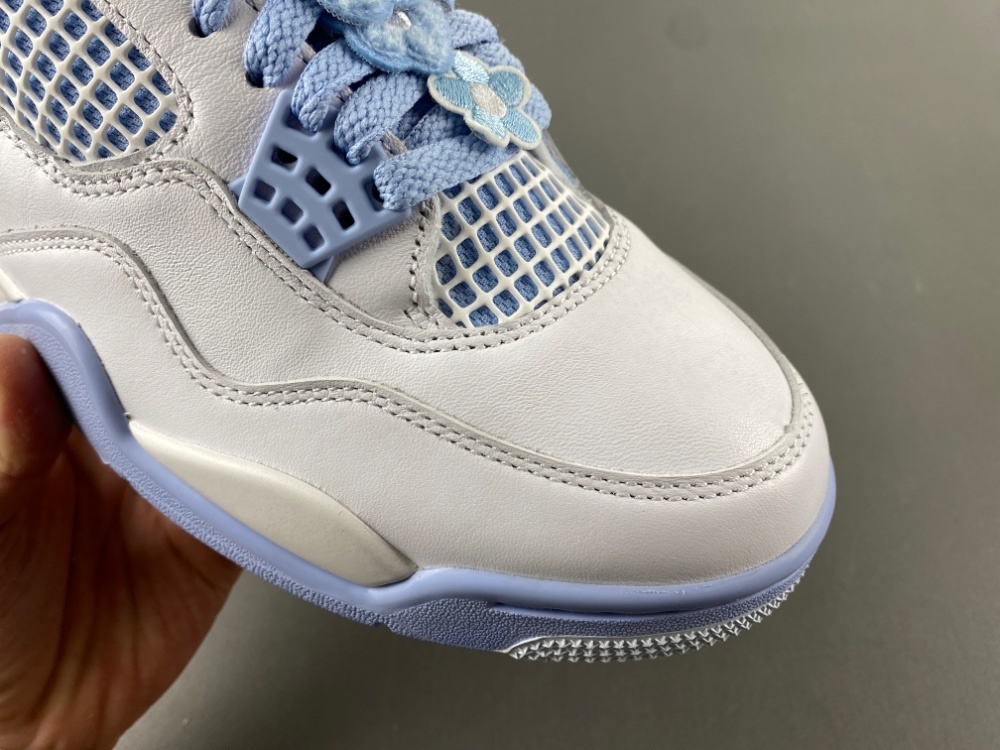 Air Jordan 4 “Forget Me Not”