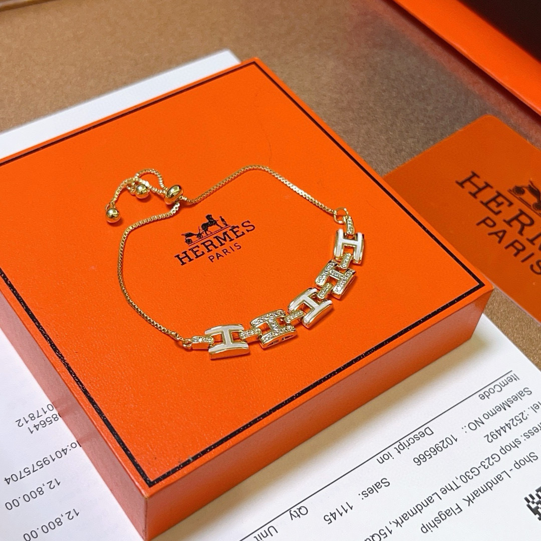 TOP HERMES H Bracelet - Gold