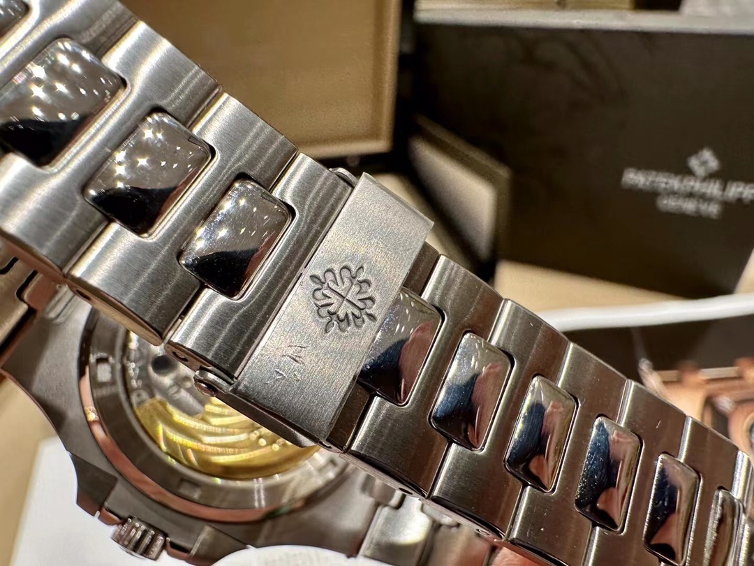 TOP Patek Philippe Nautilus 40mm Watch   Blue