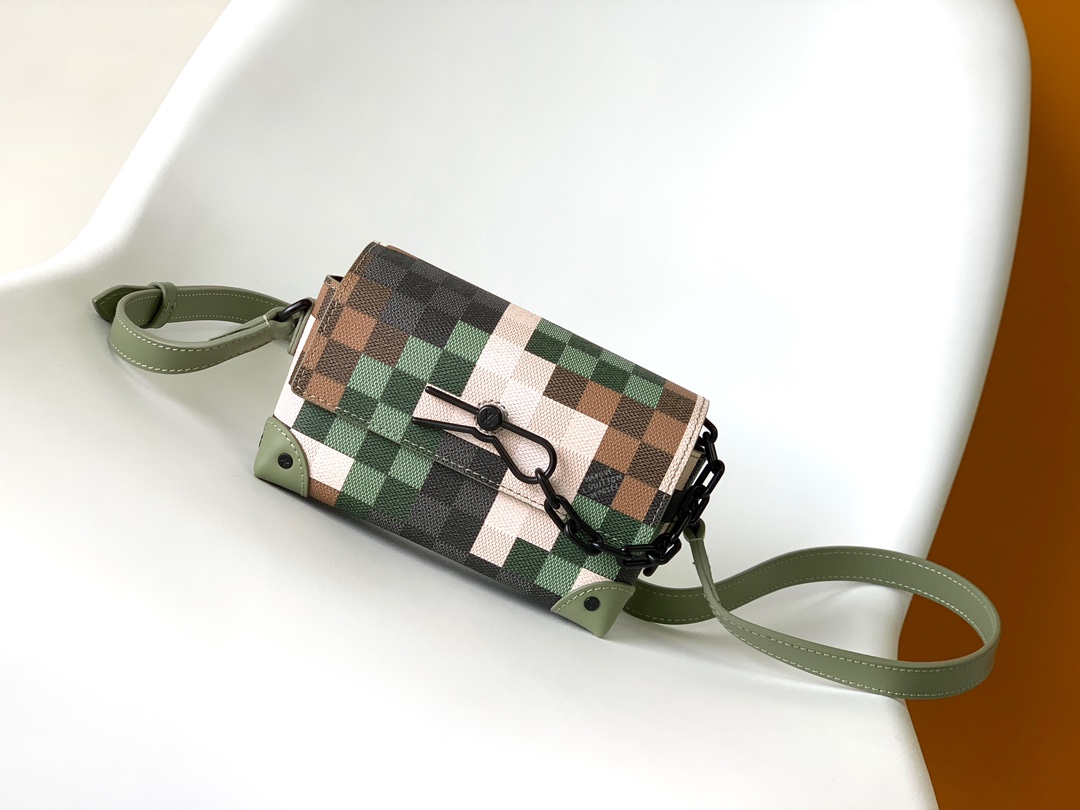 TOP Louis Vuitton LV Monogram Eclipse Canvas Steamer Mini Handbag 18x11x6.5cm - Green