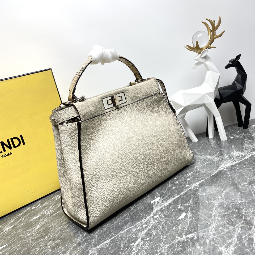 TOP FENDI Snake Skin Peekaboo Bags 33cm - SHW