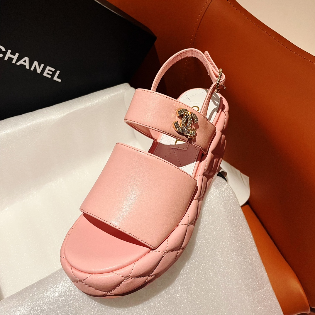 TOP CHANEL 7.5cm High Heel CC Wedge Sandals - 3 Color
