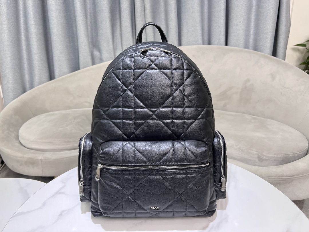 TOP Christian Dior Cow Leather Backpack 41.5 x 46 x 22cm - Black