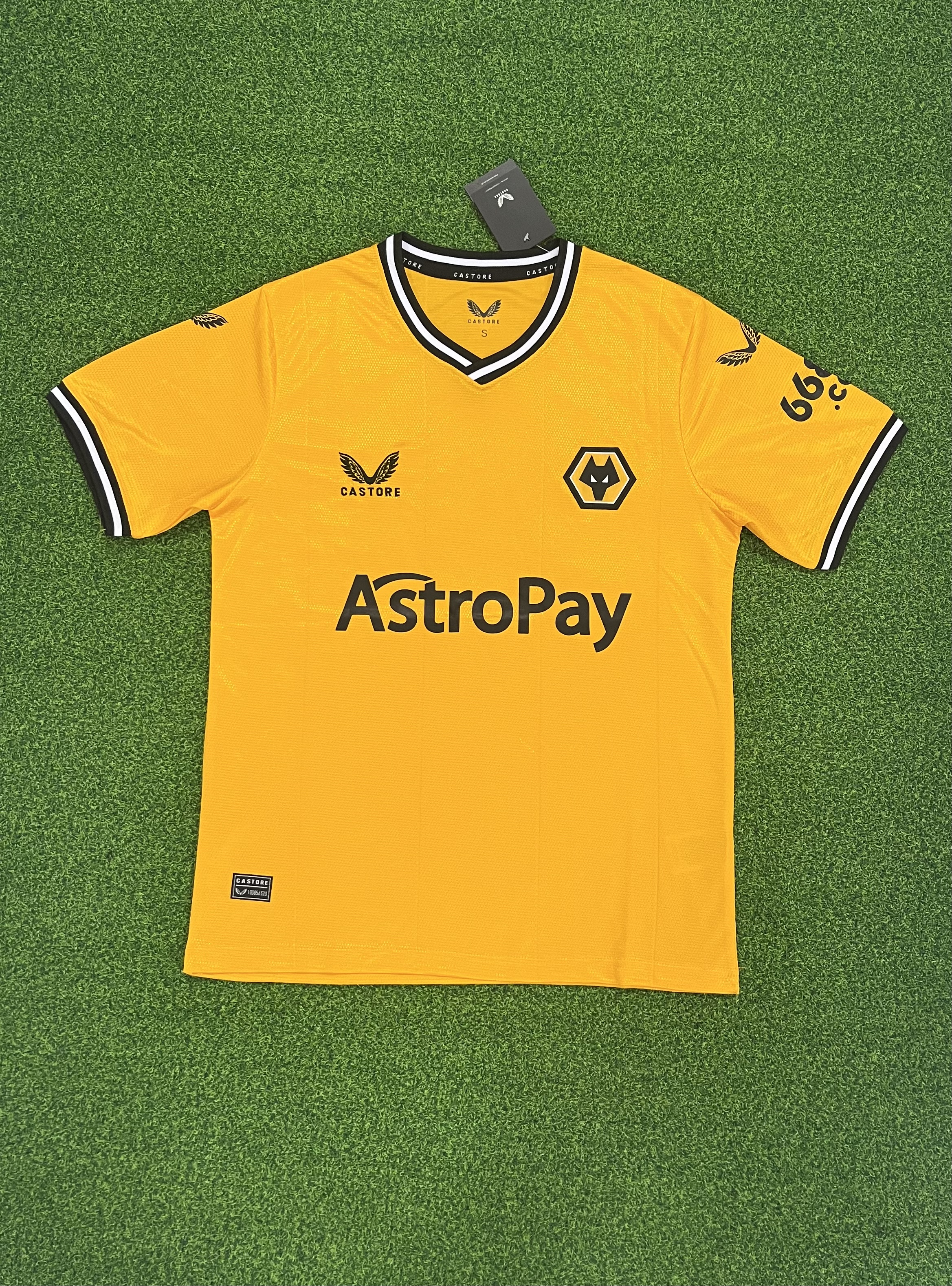 2425  Wolves Home  jersey.Player embroidery version