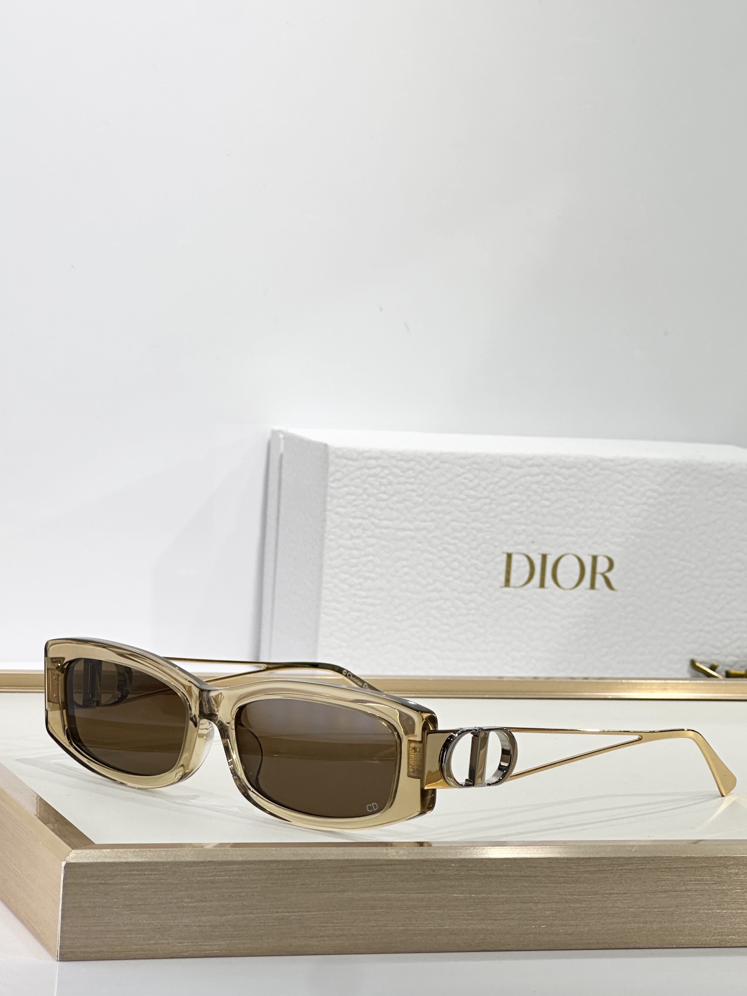TOP Christian Dior Sunglasses - 7 Color