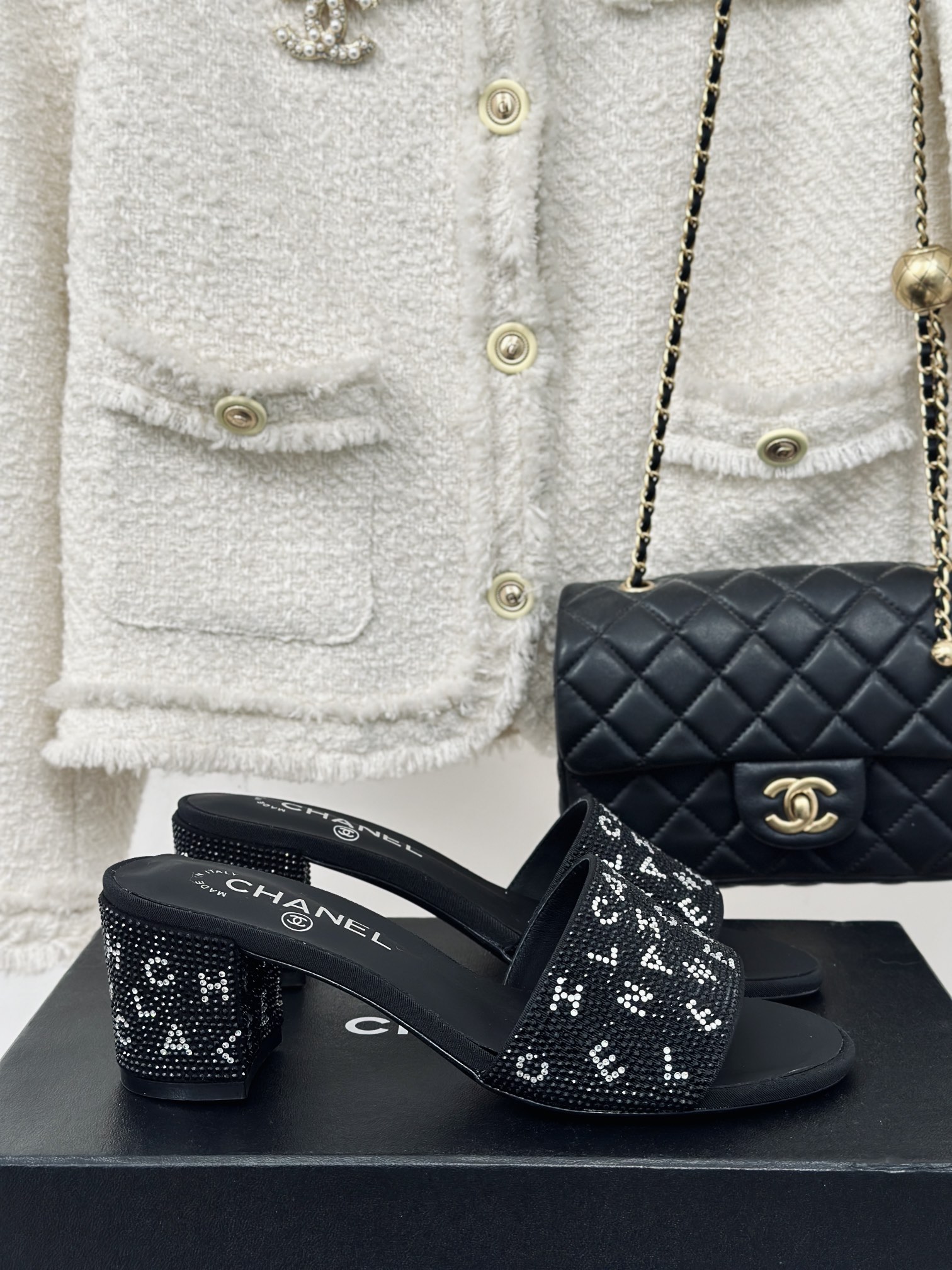 TOP CHANEL Classic Rhinestone Letter Slides 6cm - 2 Color