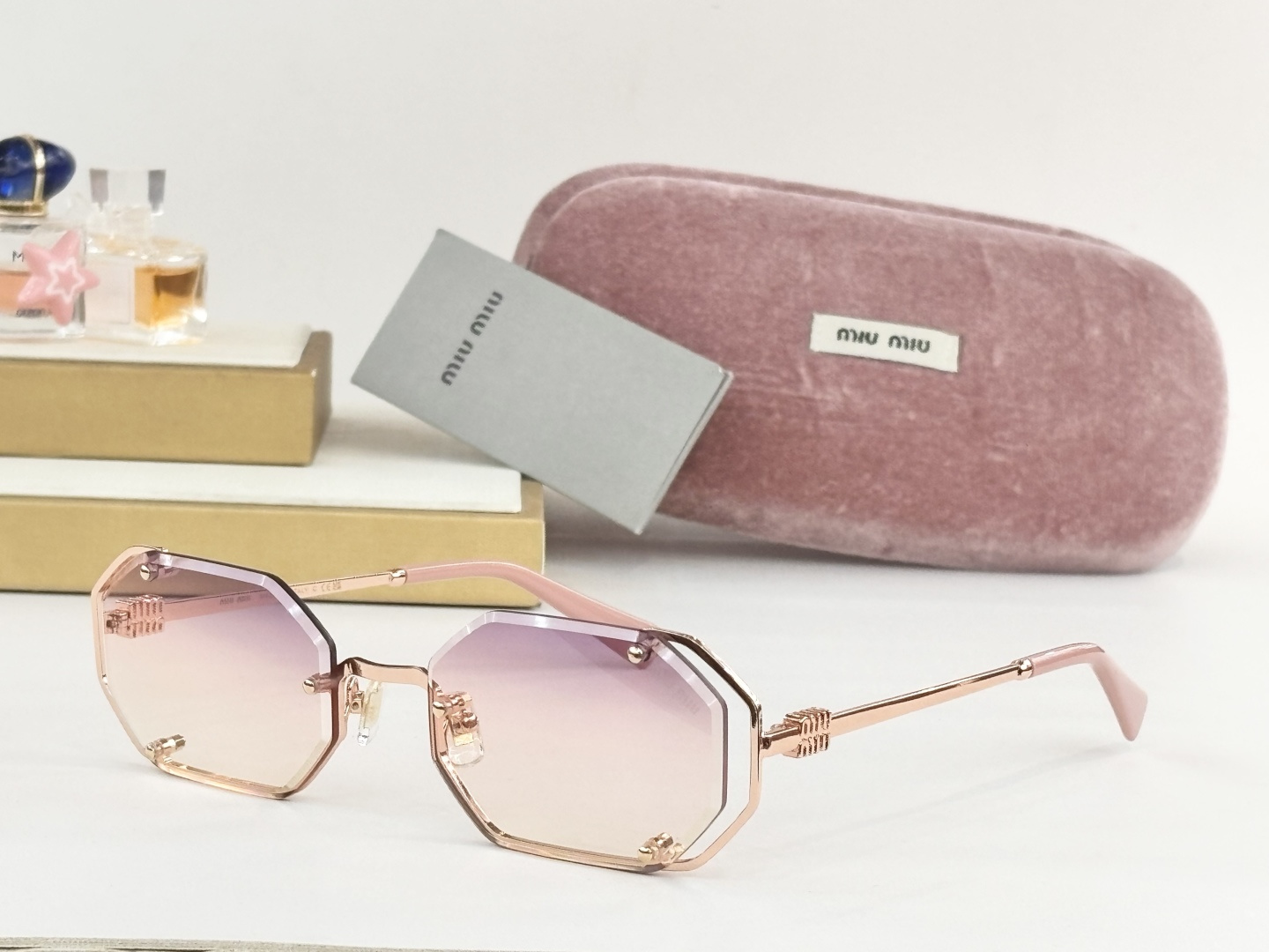 TOP Miu Miu Sunglasses - 6 Colors