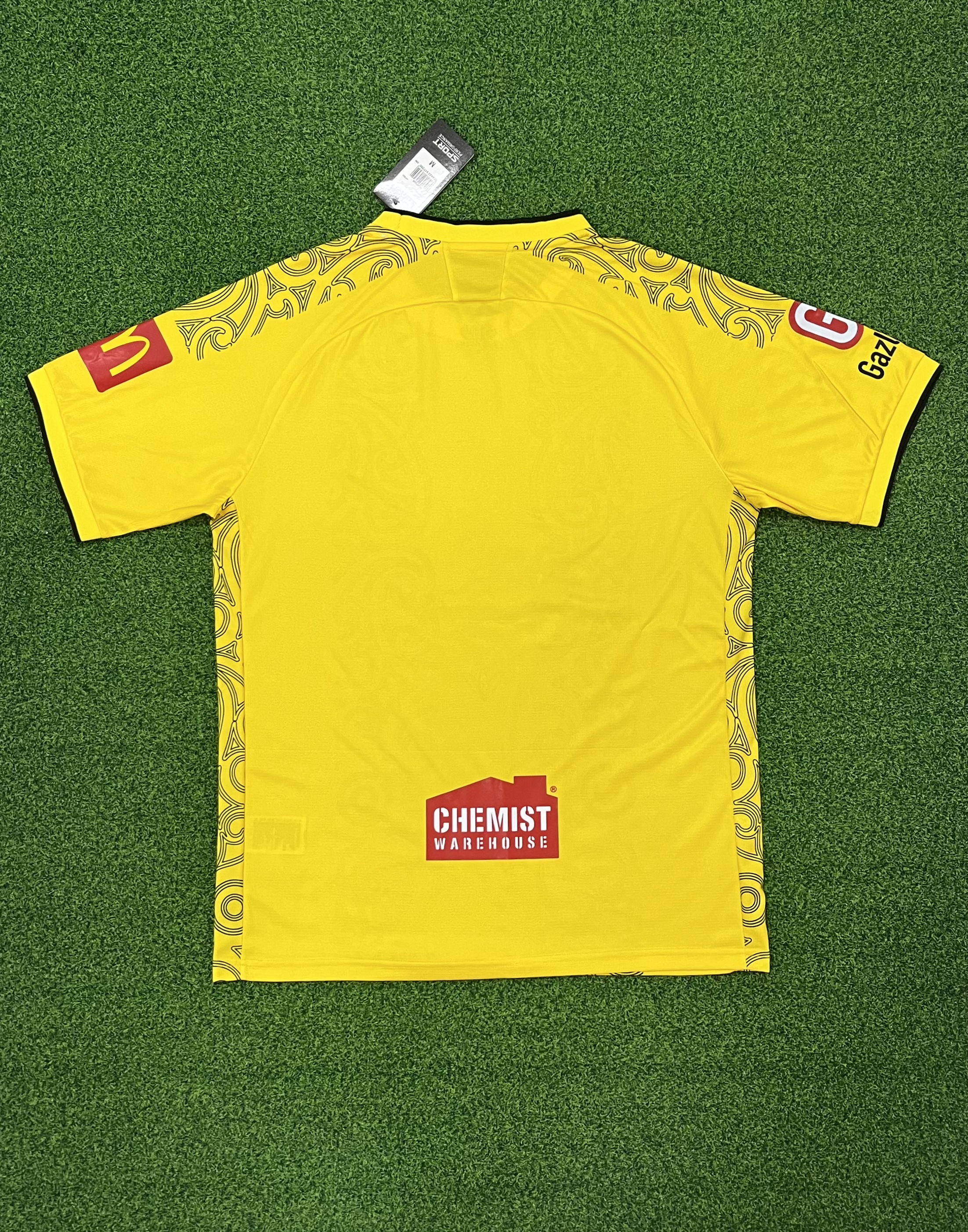 2425 Wellington Phoenix  Home  jersey.Player embroidery version