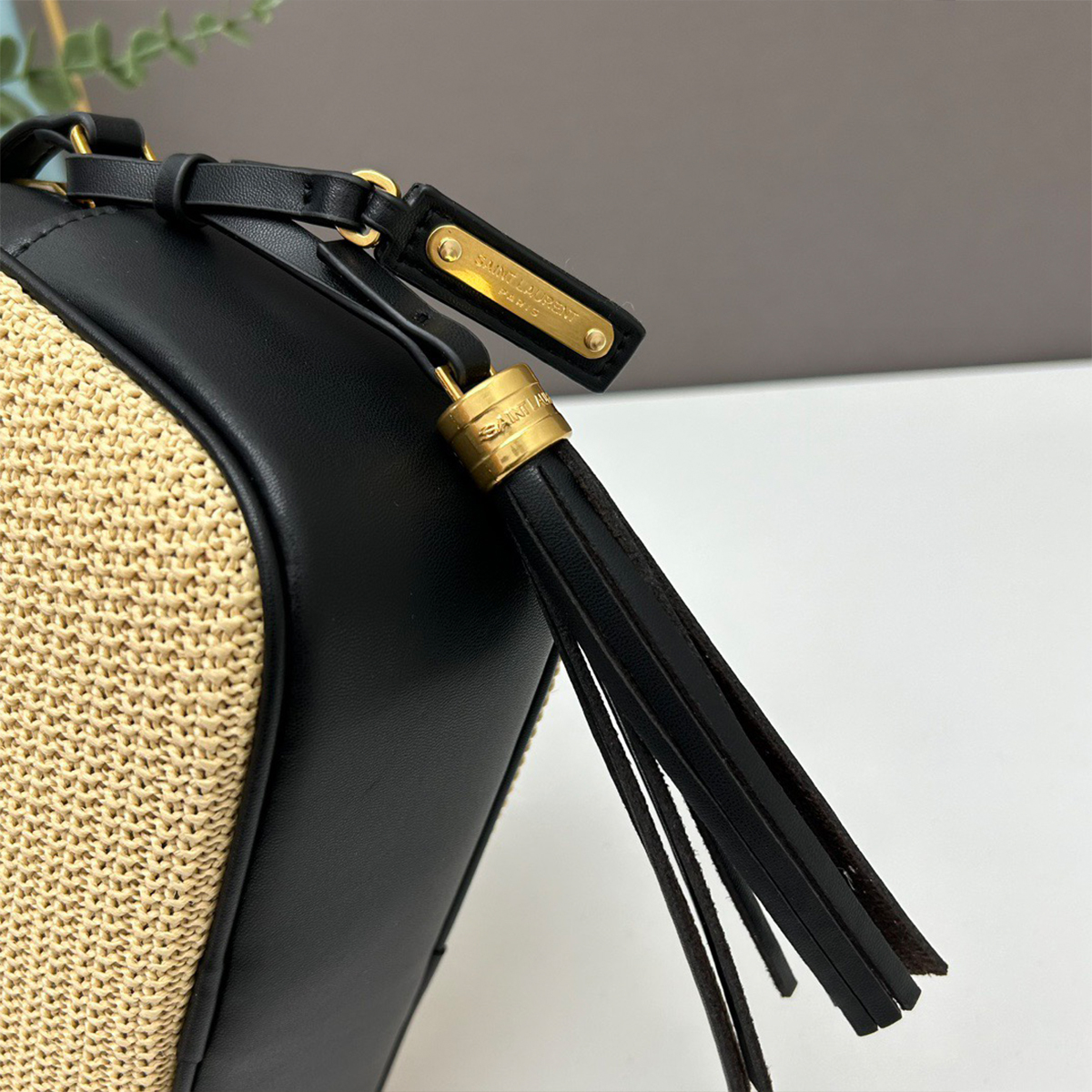 Saint Laurent Raffia Canvas Monogram Lou Camera Bag(7A regular version)
