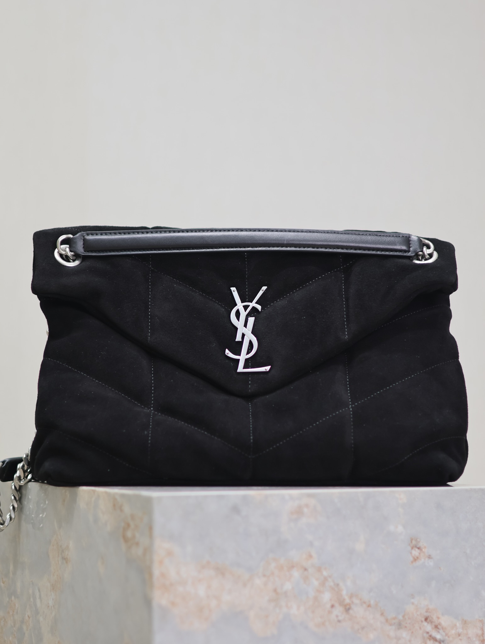 TOP Yves Saint Laurent YSL Puffer  Suede Shoulder Bag 29/35cm- Black&SHW