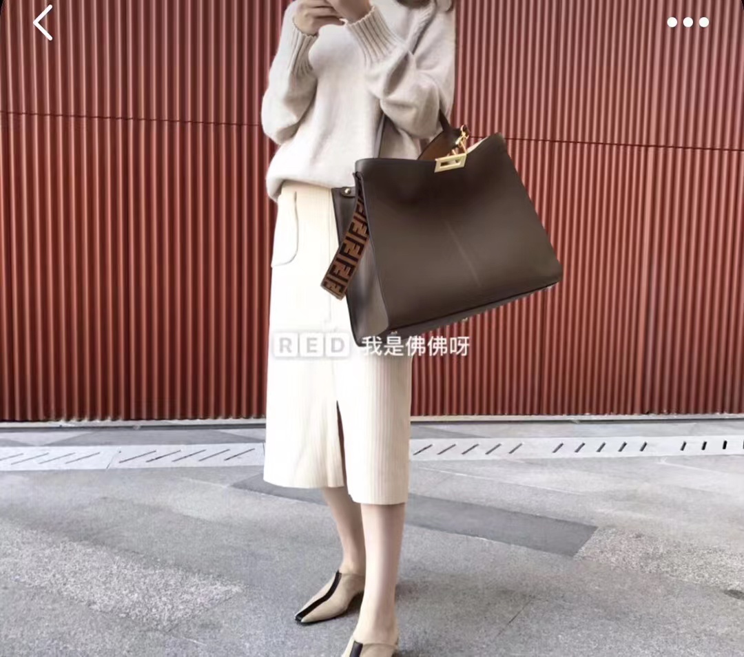 TOP FENDI Medium Peekaboo X-Lite Handbag - 42 CM - Dark Grey