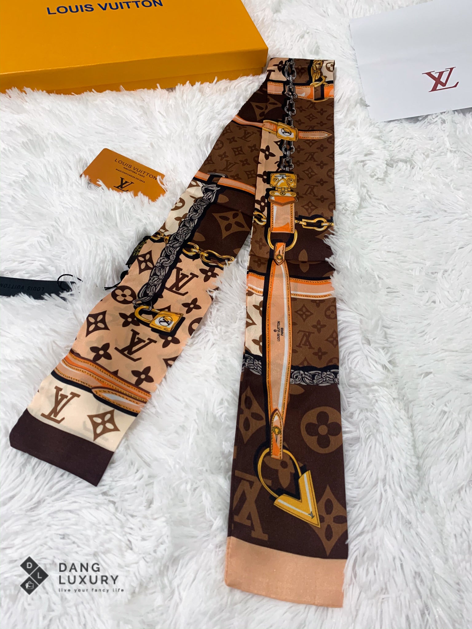 TOP Louis Vuitton LV Bandeau Twilly