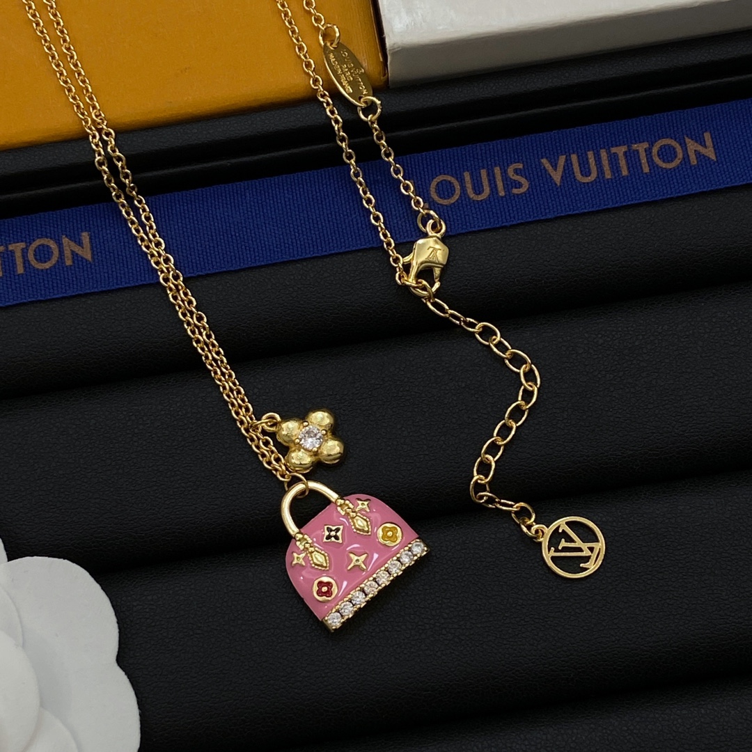 TOP Louis Vuitton LV Necklace - 2 Colors