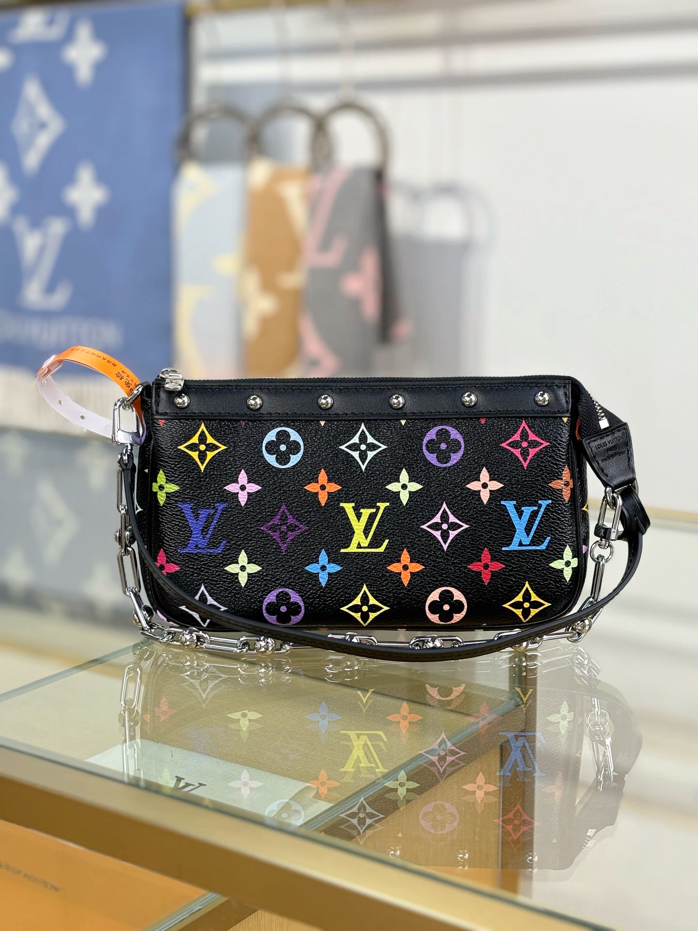 TOP Louis Vuitton LV Takashi Murakami Monogram Pochette Bag 22X13X4cm - 2 Color
