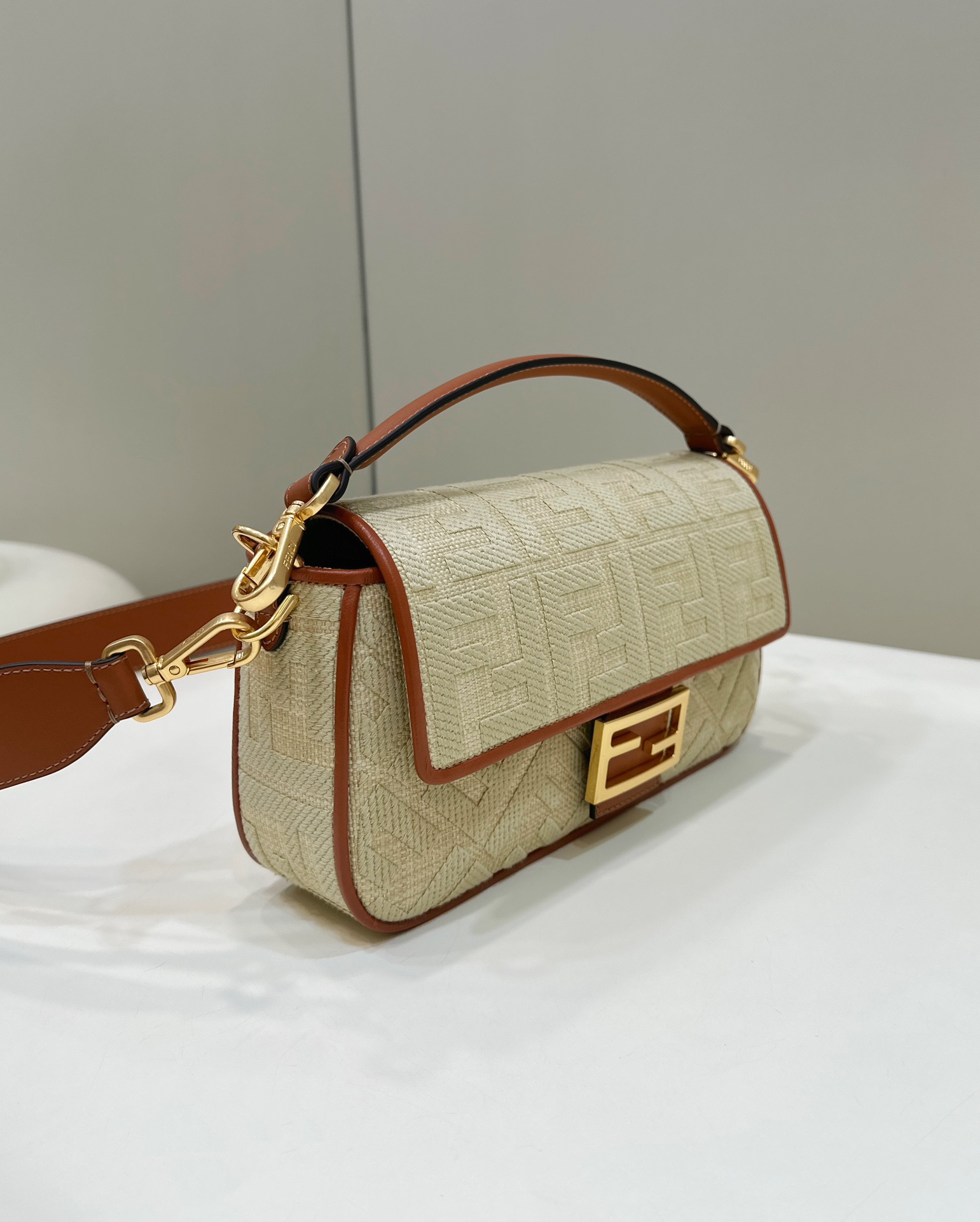 TOP FENDI FENDI Baguette Canvas Bag - Beige