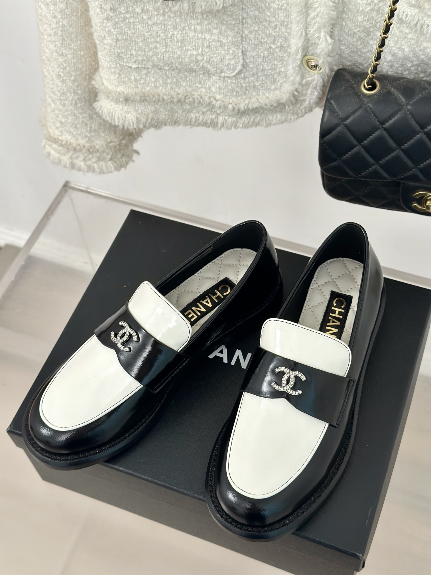 TOP CHANEL Color Matching Thick-soled Loafers with Silver CC Buckle  - 3 Color