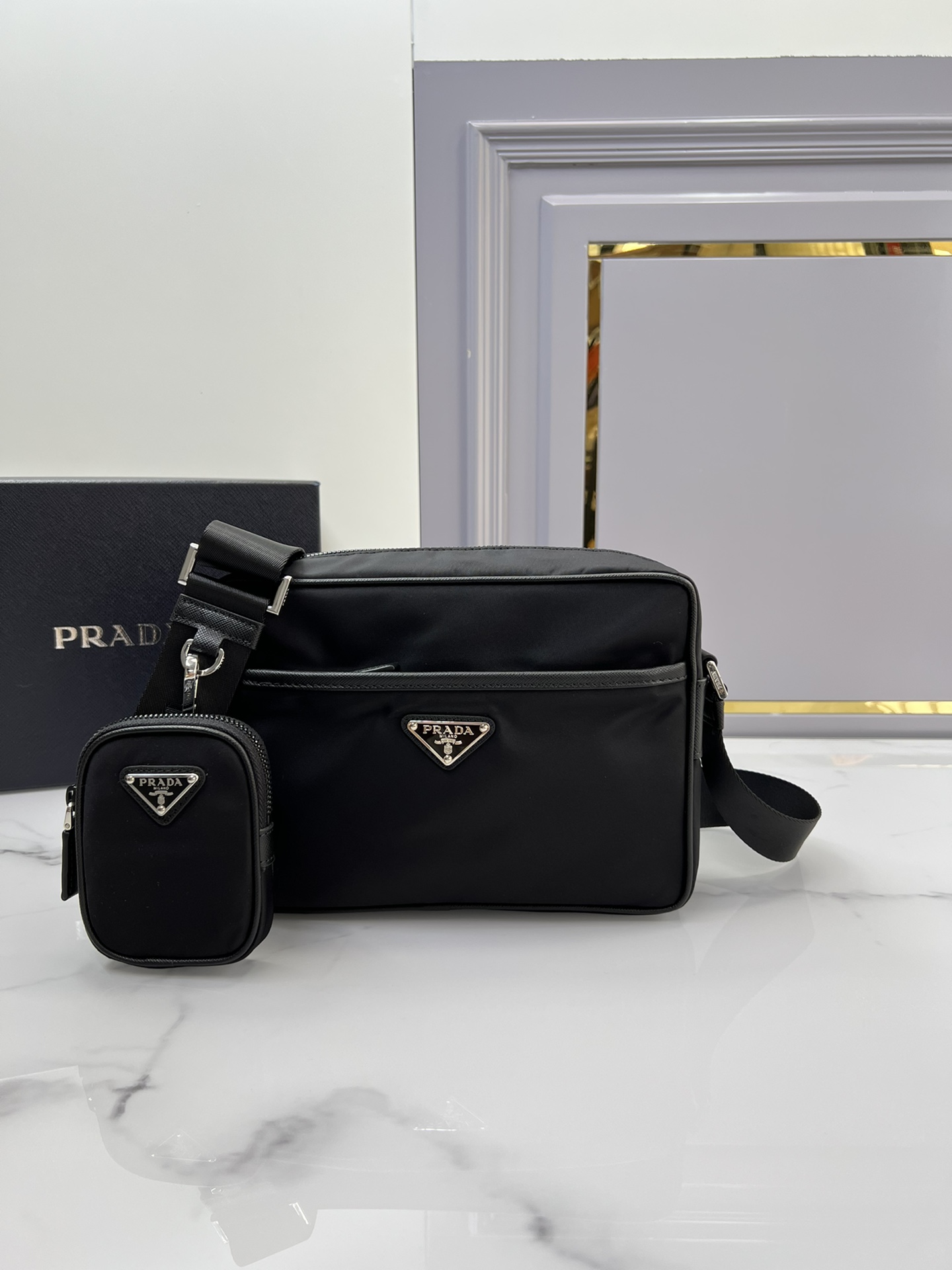 TOP PRADA Bag Re-Nylon Saffiano Leather 23x16x7cm - Black