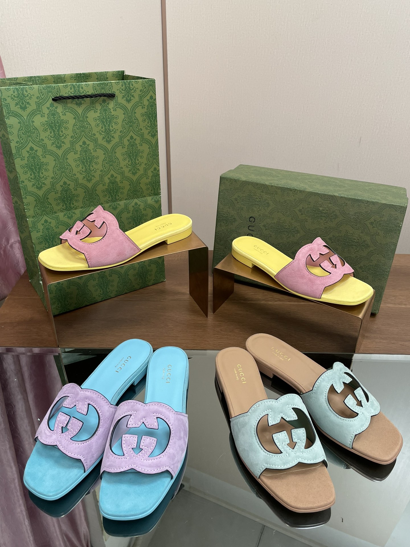 TOP GUCCI GG Hollow Contrasting Colors Flat Slippers - 3 Color