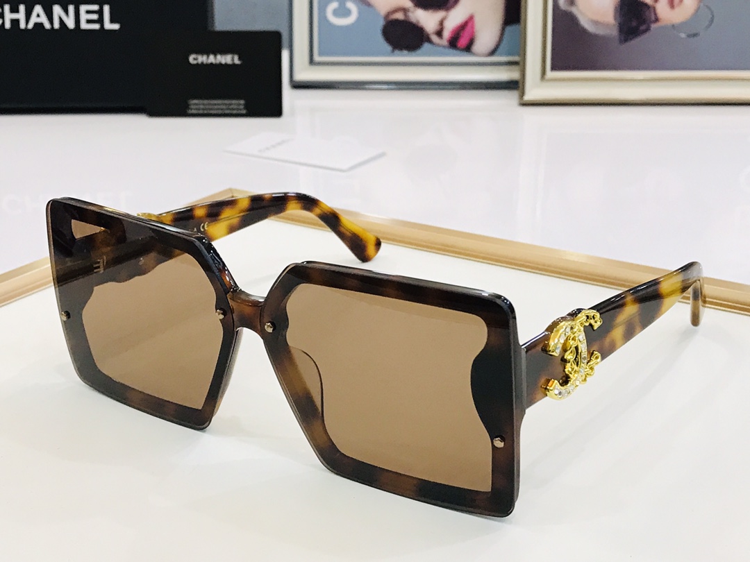 TOP CHANEL MODEL For All Face Shapes Sunglasses - Seven Colors