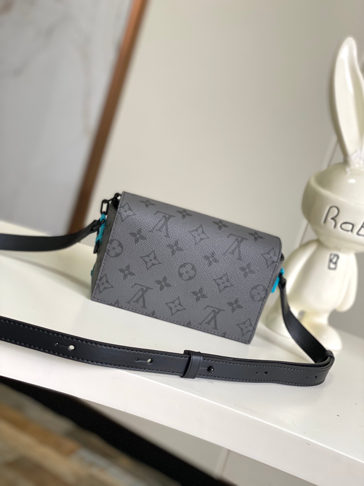 TOP Louis Vuitton LV Steamer Wearable Wallet 18 x 11 x 6.5 cm-Black