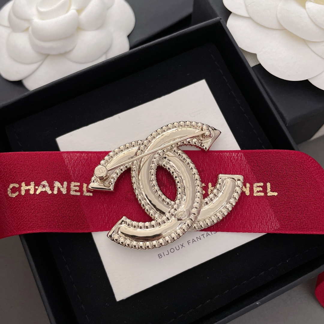 Top CHANEL Inspired Diamond Brooch - Light Gold