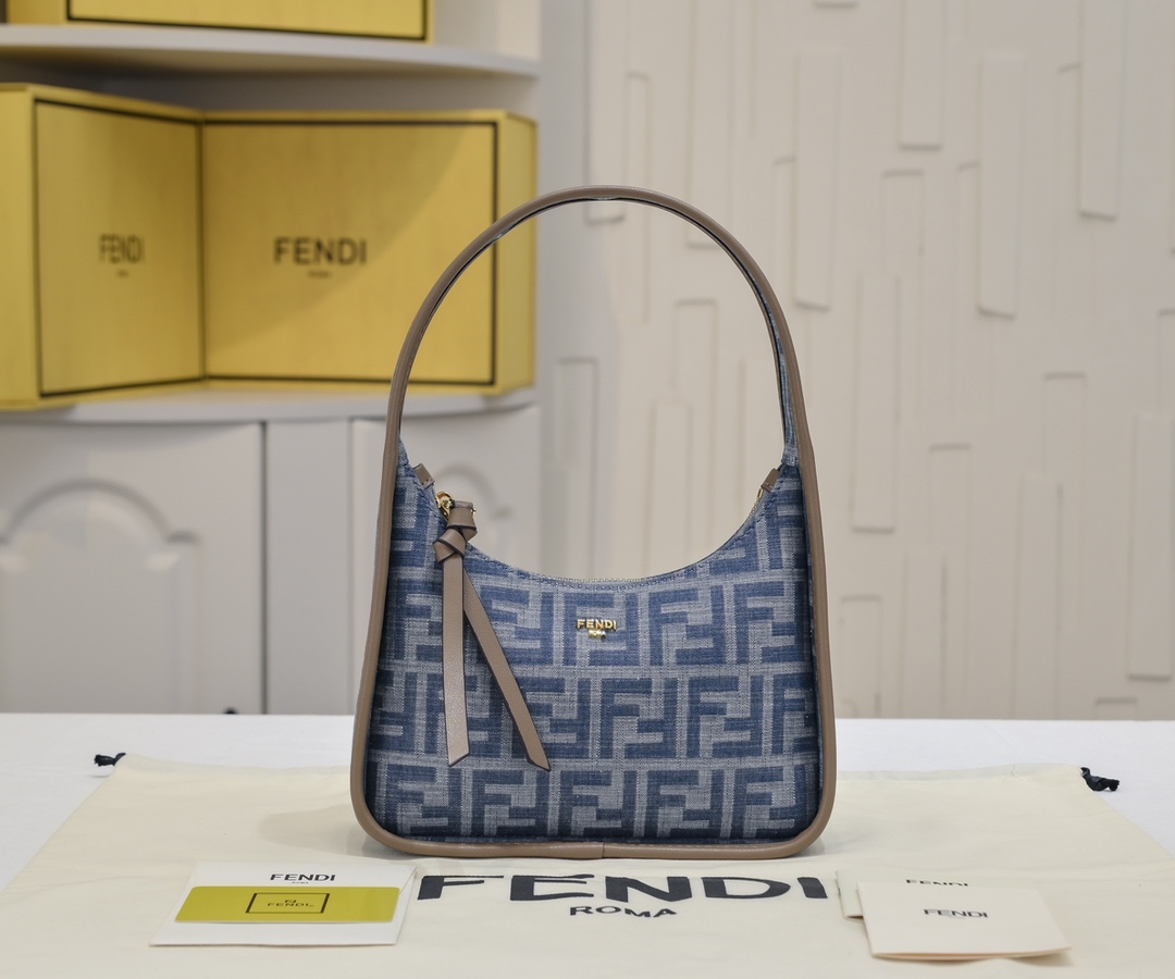 TOP FENDI Armpit FF Bag 27x20.5x7cm - Denim