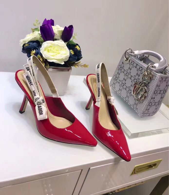 TOP Christian Dior CD Logo Leather Pump - Red