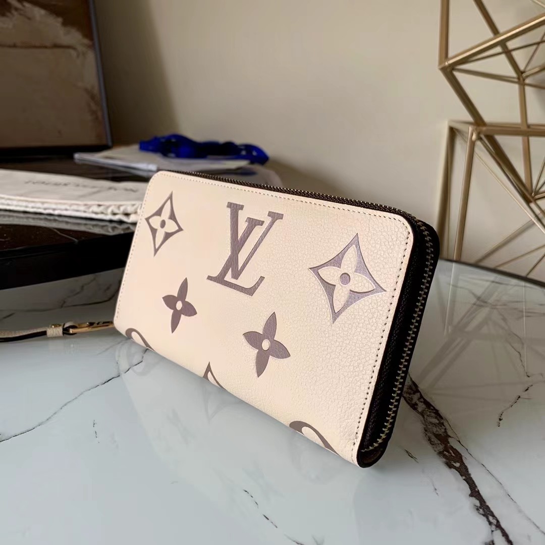 TOP Louis Vuitton LV LV Zippy Wallet Empreinte Crafty 2 Tones - Cream