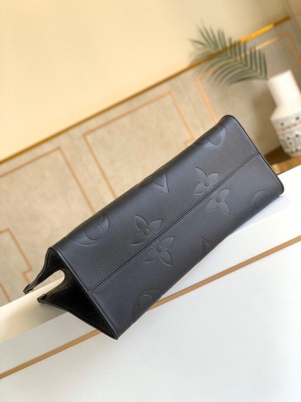 TOP Louis Vuitton LV  On The Go Empreinte GM 41x34x19cm - Black