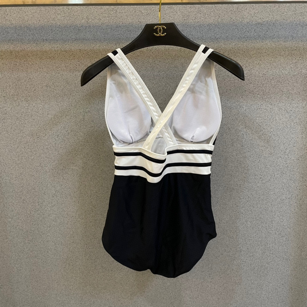 TOP CHANEL One-Piece Swimsuit - Black