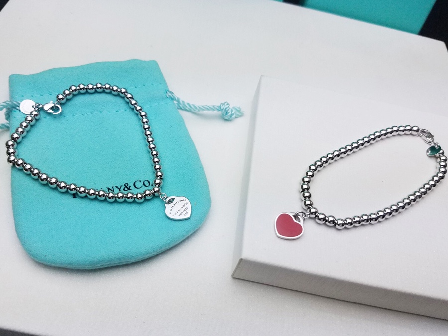 TOP Tiffany & Co. Mini Heart Tag Bead Bracelet-Sliver