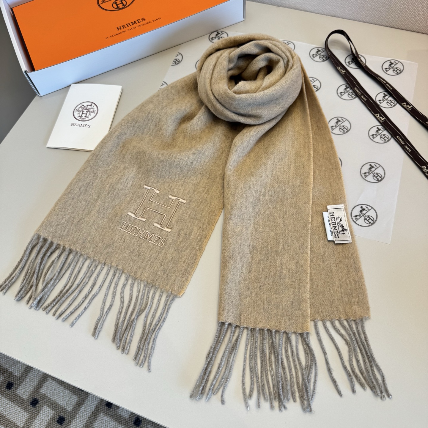 TOP HERMES Scarf with Embroidery Logo 35 x 190 cm - Gray