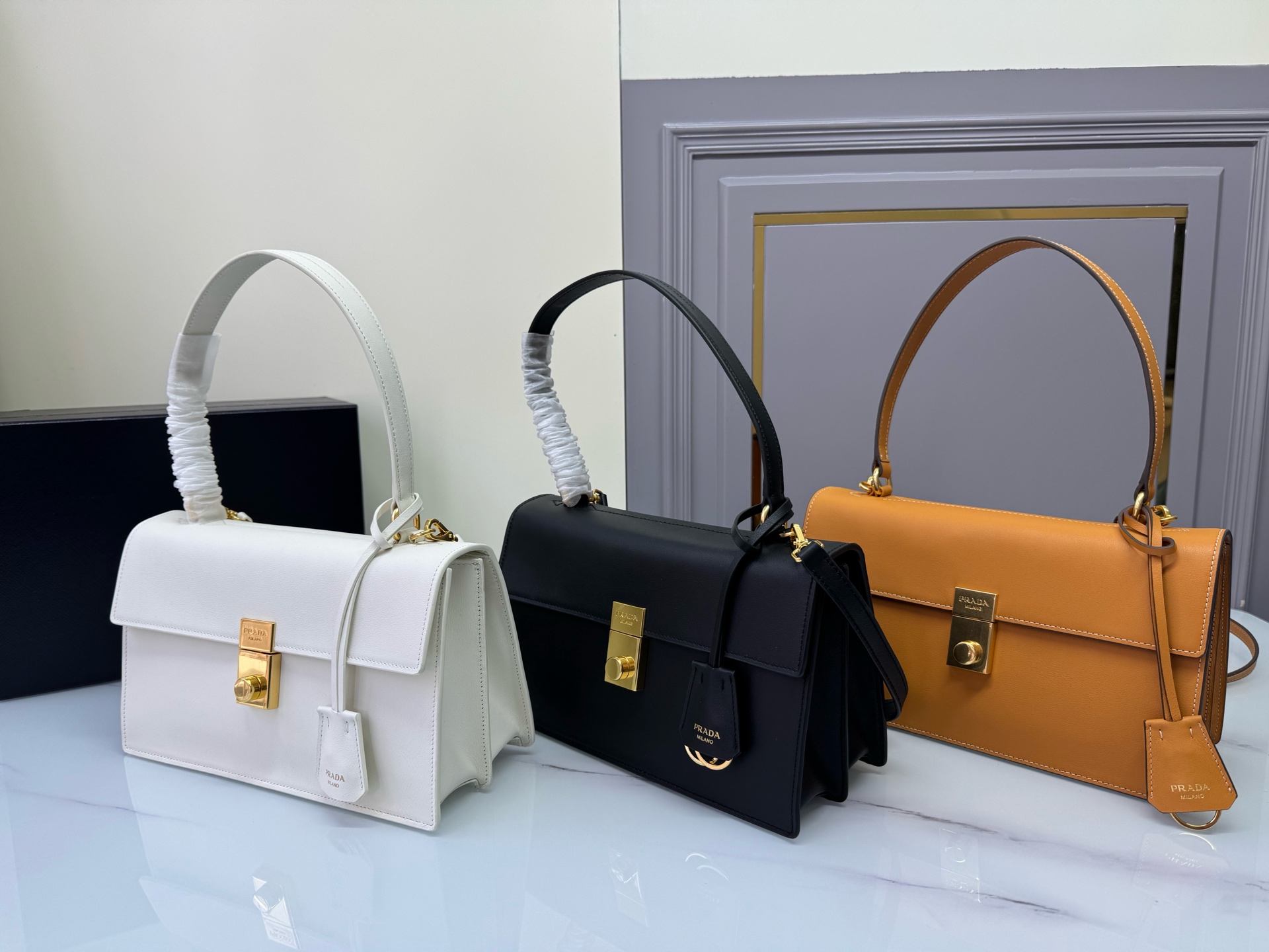 TOP PRADA Soft Sound Handbag Cowhide&Lnner Soft Sheepskin 28x17x11cm - 3 Colour
