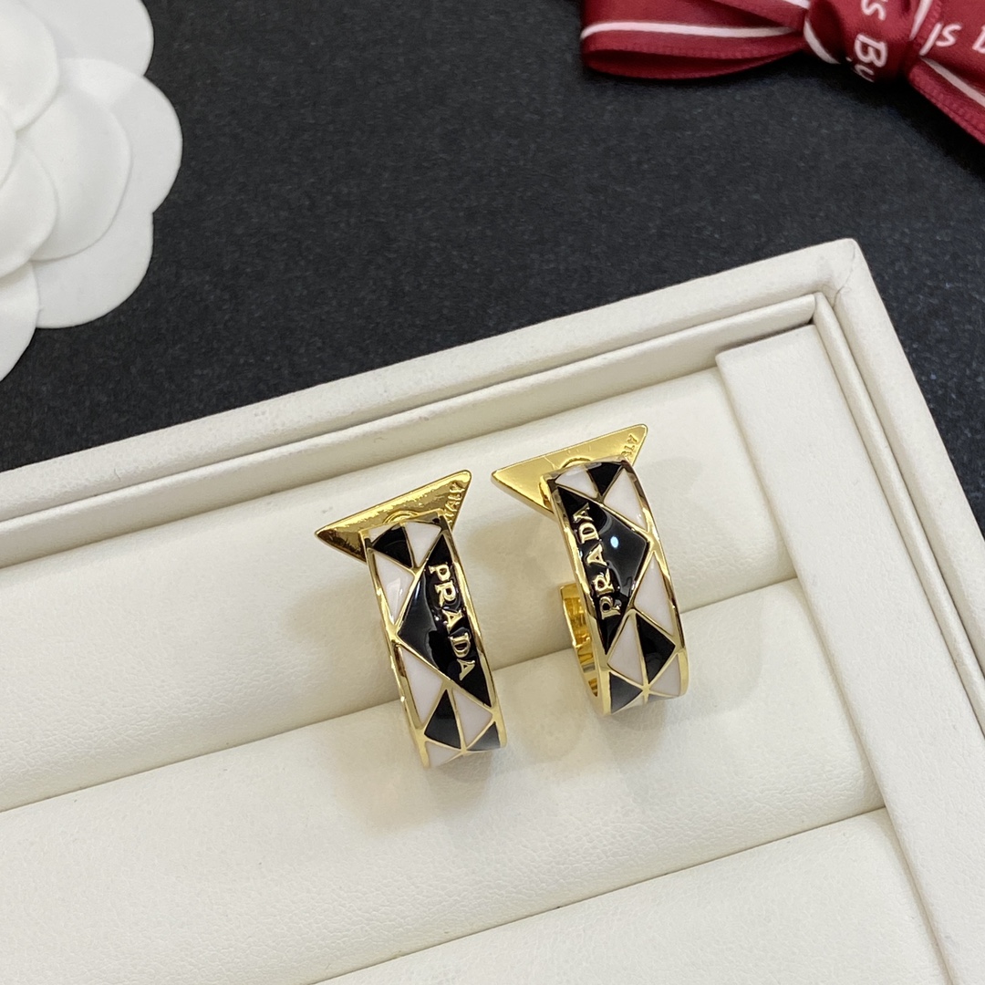 TOP PRADA Earrings - 2 Color