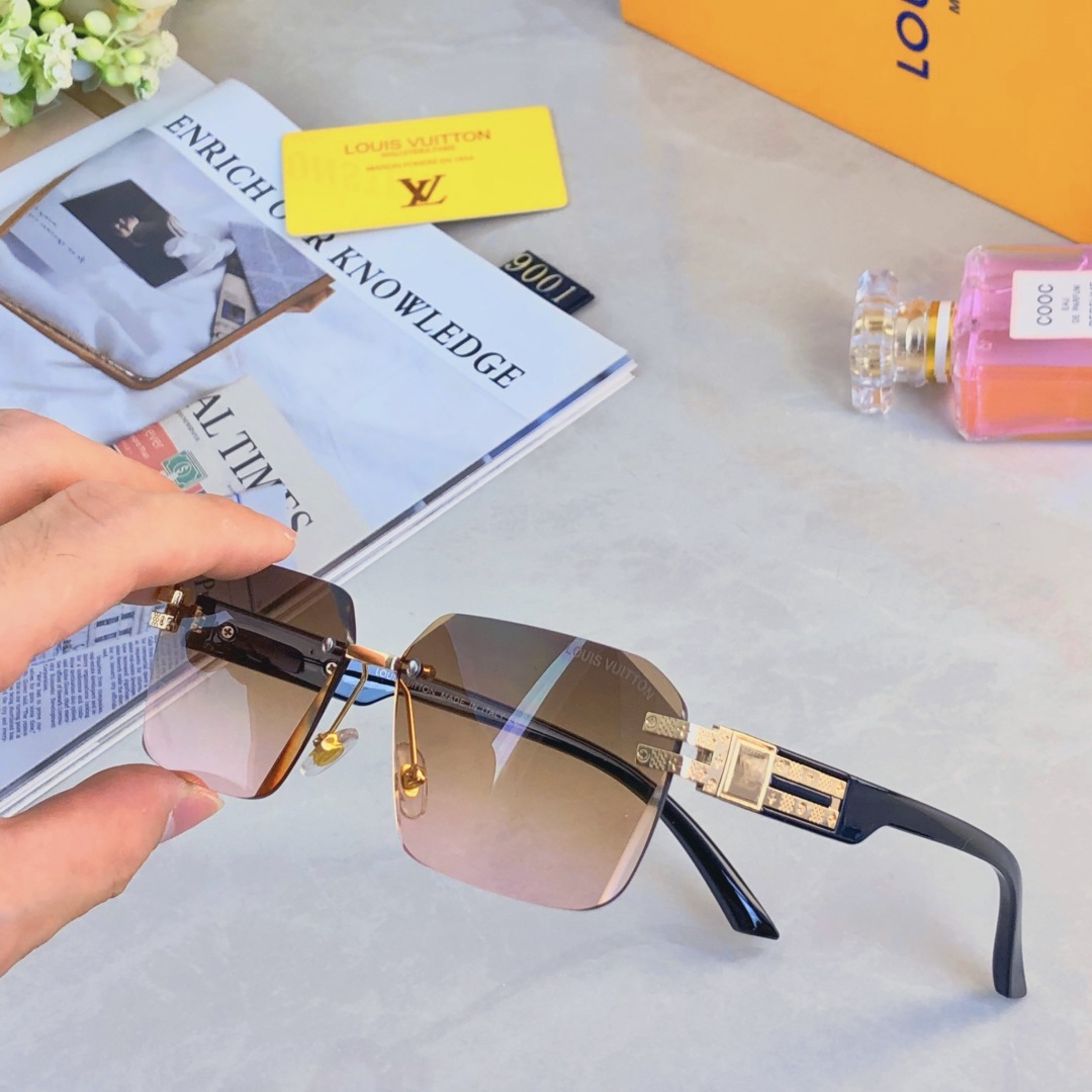 TOP Louis Vuitton LV Sunglasses - 3 Colors