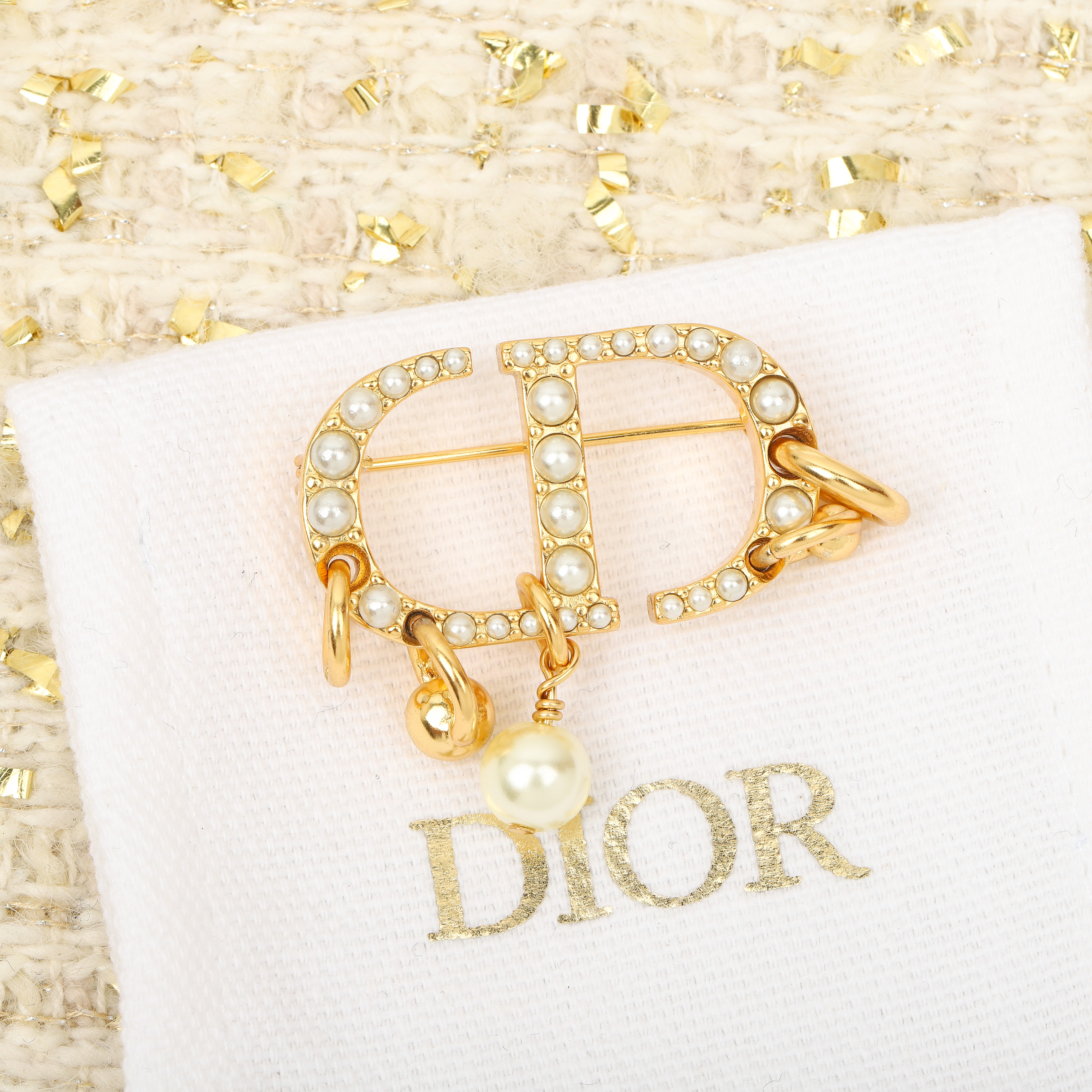 TOP Christian Dior  Brooch - Gold